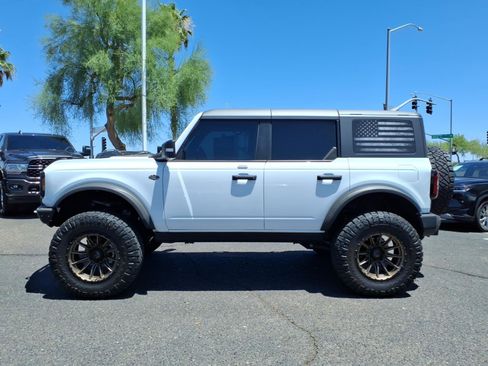 Used 2023 Ford Bronco Wildtrak AWD/4WD image 8