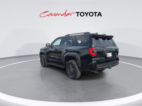 Certified 2025 Toyota 4Runner SR5 AWD/4WD image 6