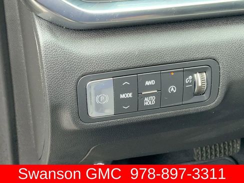 Used 2025 GMC Terrain Elevation AWD/4WD image 18