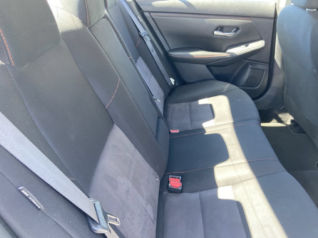 Used 2025 Nissan Sentra SR FWD image 21