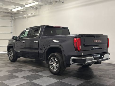 Used 2025 GMC Sierra 1500 SLT AWD/4WD image 6