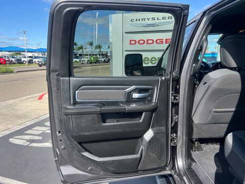 Used 2025 RAM 2500 Big Horn AWD/4WD image 37