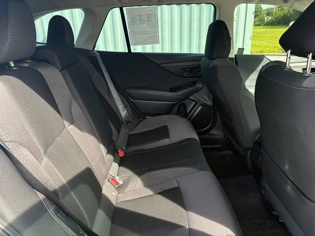 Used 2024 Subaru Outback AWD/4WD image 16