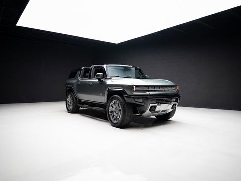 Used 2024 GMC Hummer EV 3X AWD/4WD image 86