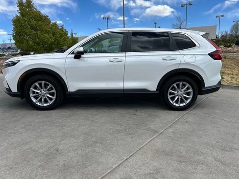 Used 2023 Honda CR-V EX image 4