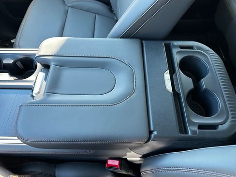 New 2025 Ford Expedition Active image 82