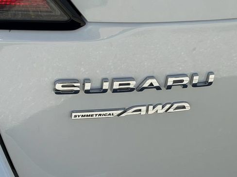 Certified 2025 Subaru Outback Premium AWD/4WD image 11