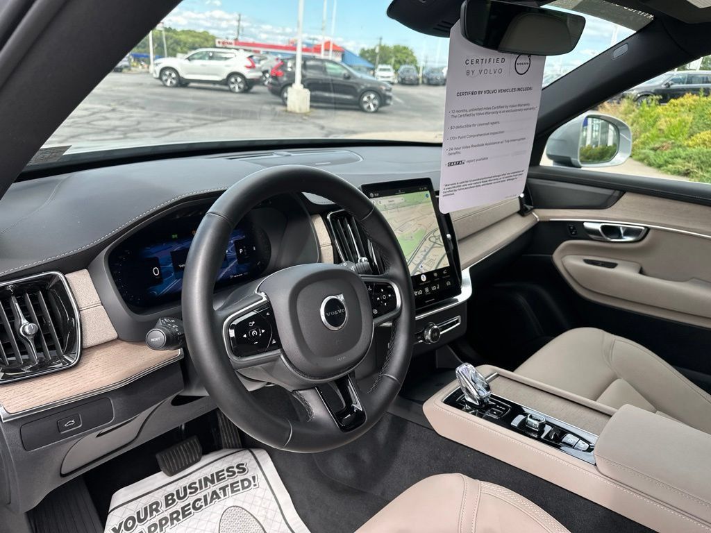 Certified 2026 Volvo XC90 B6 Plus AWD/4WD image 21