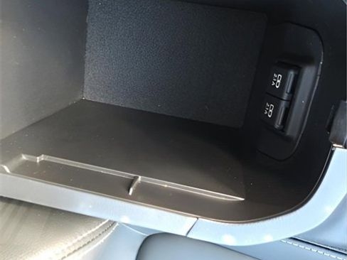 Used 2020 Toyota RAV4 XLE w/ Convenience Package image 22