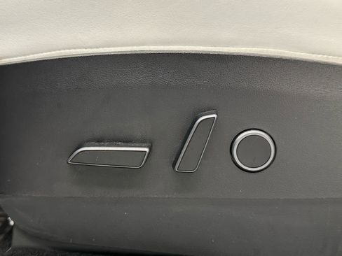 Used 2023 Tesla Model Y Long Range image 12