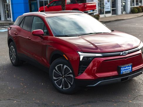 New 2026 Chevrolet Blazer EV LT FWD image 2
