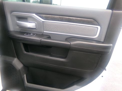 Used 2023 RAM 2500 Big Horn w/ Safety Group AWD/4WD image 46