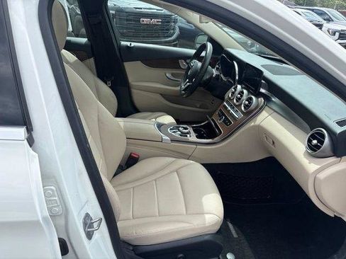 Used 2019 Mercedes-Benz C 300 4MATIC Sedan image 18