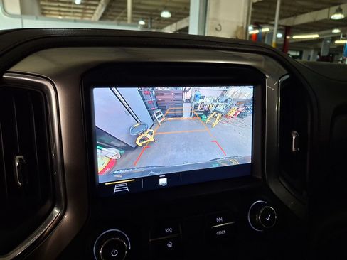 Used 2019 Chevrolet Silverado 1500 LT w/ All-Star Edition AWD/4WD image 10
