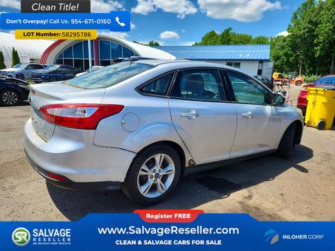 Used 2014 Ford Focus SE FWD image 4