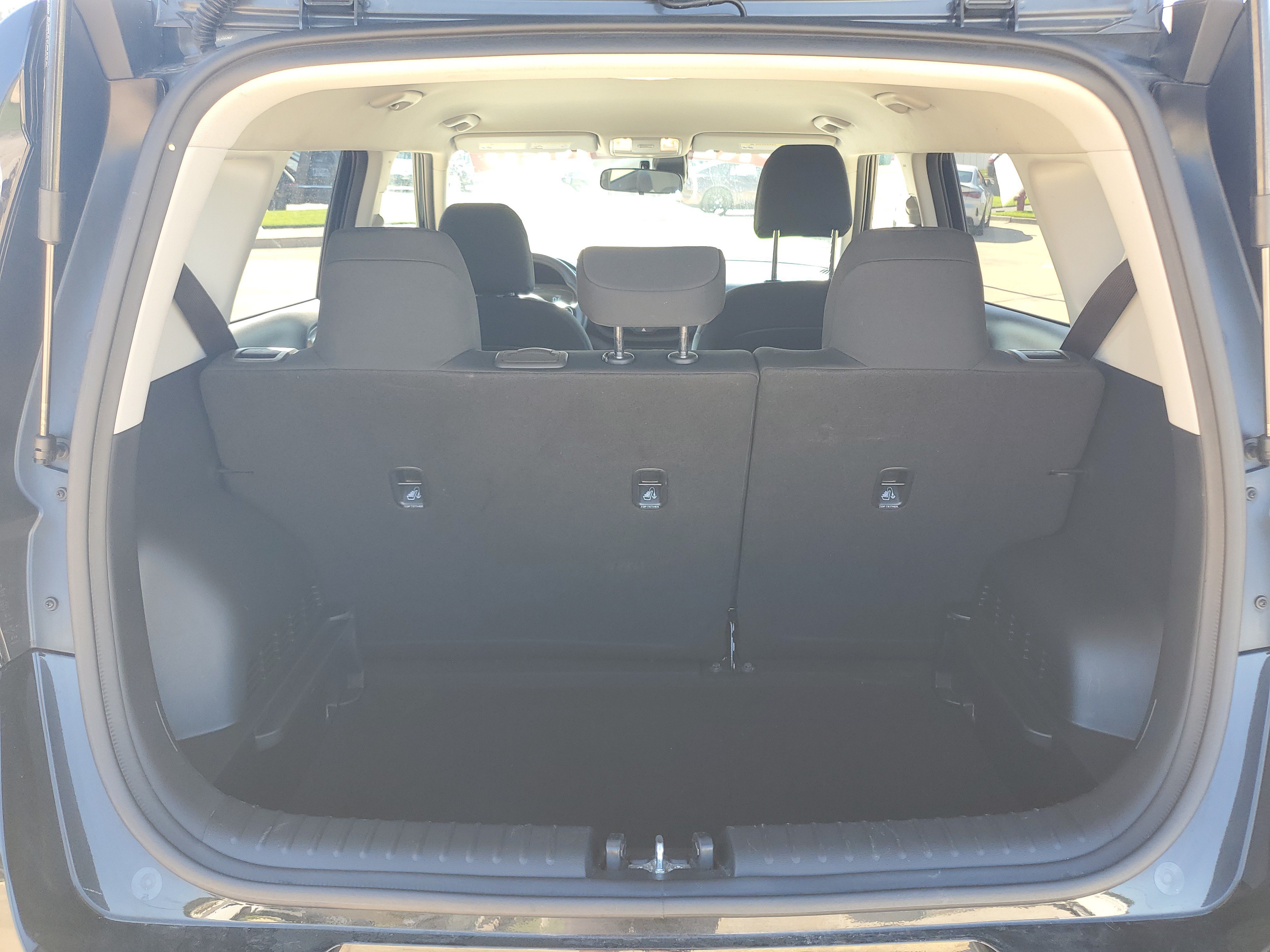 Used 2024 Kia Soul LX w/ Option Group 015 FWD image 34