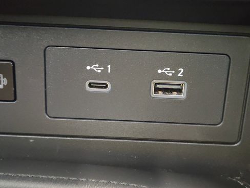 Certified 2023 Nissan Armada SL w/ Captain's Chairs Package RWD image 24