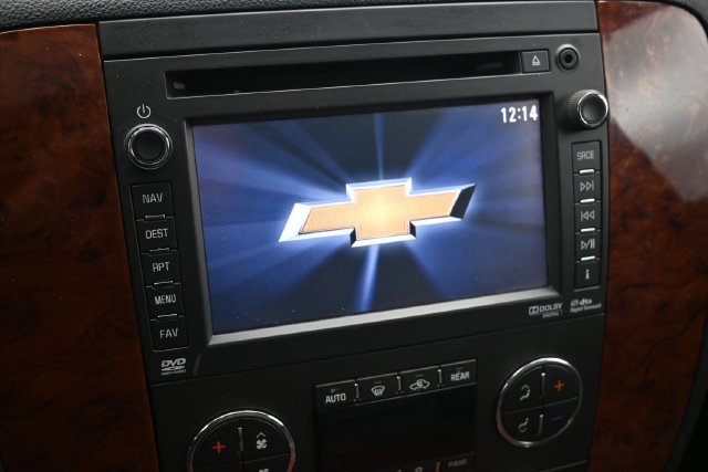 Used 2013 Chevrolet Suburban LTZ AWD/4WD image 23