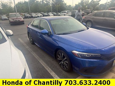 Used 2024 Honda Civic EX image 2