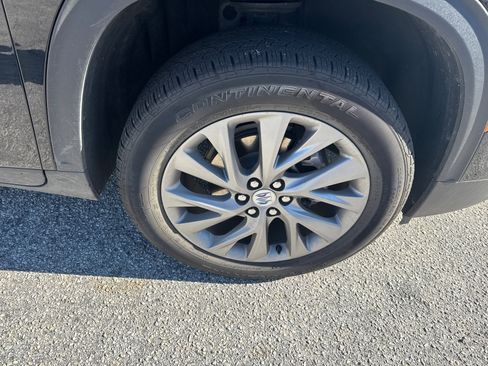 Used 2025 Buick Enclave Preferred image 12