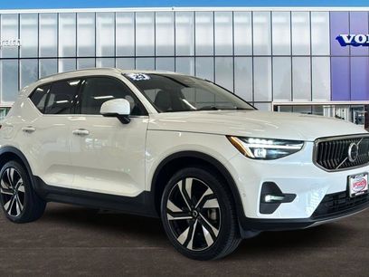 Used 2023 Volvo XC40 B5 Ultimate w/ Protection Package Premier