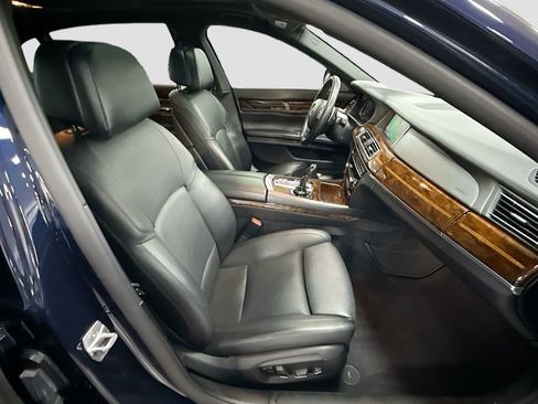 Used 2015 BMW 750Li 750Li image 19
