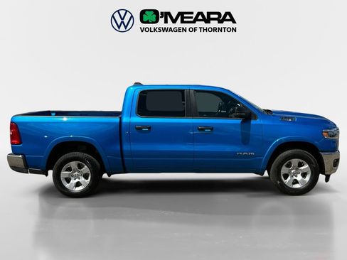 Used 2025 RAM 1500 Big Horn AWD/4WD image 6