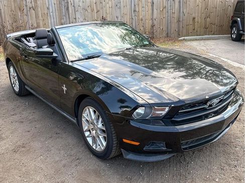Used 2012 Ford Mustang Premium RWD image 16