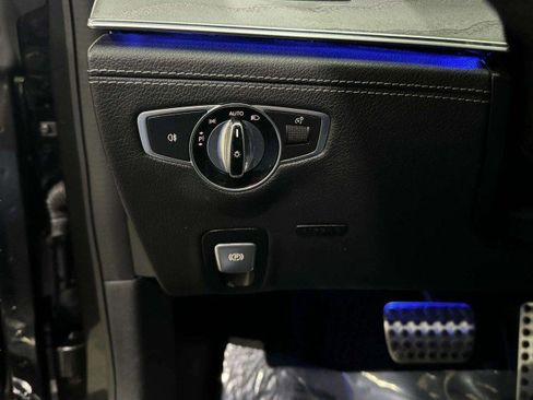 Used 2019 Mercedes-Benz AMG GT 63 image 27