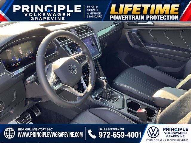 Used 2023 Volkswagen Tiguan SE R-Line FWD image 11