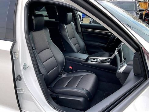 Used 2022 Honda Accord Sport image 10