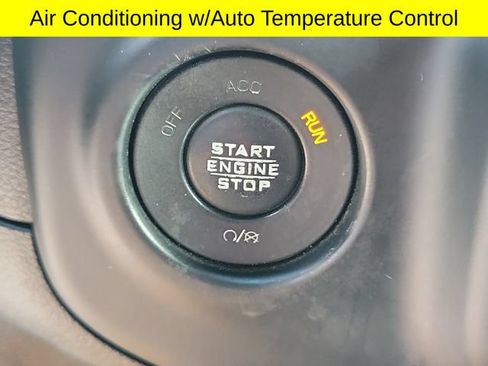 Used 2019 Jeep Wrangler Unlimited Sport S AWD/4WD image 18
