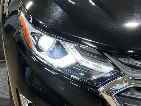 Used 2021 Chevrolet Equinox LT FWD image 30