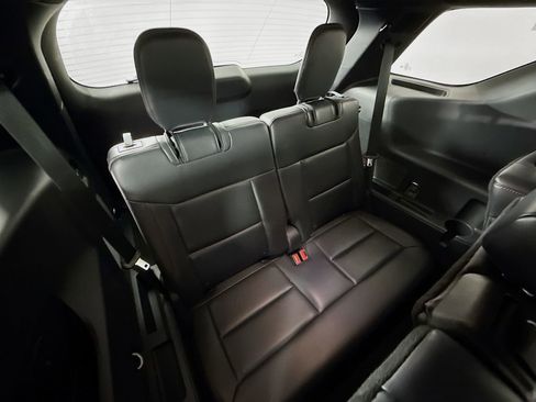 Used 2025 Ford Explorer ST-Line w/ ST-Line Street Pack AWD/4WD image 34