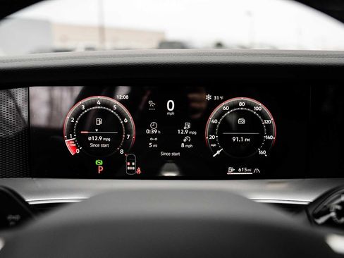 New 2026 Volkswagen Tiguan SE image 7