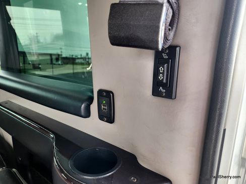 Used 2017 RAM ProMaster 1500 w/ Premium Appearance Group FWD image 41
