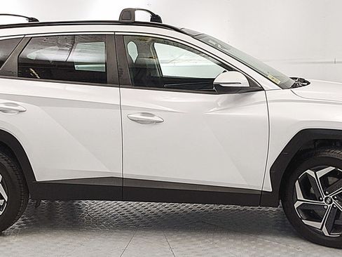 Used 2022 Hyundai Tucson SEL AWD/4WD image 2