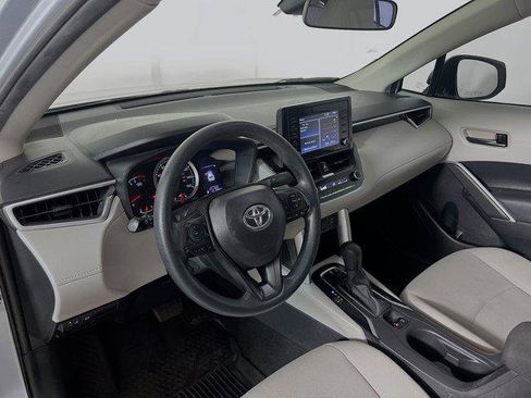 Certified 2022 Toyota Corolla Cross L image 9