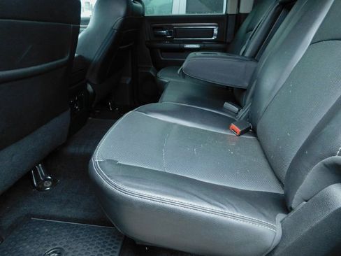 Used 2014 RAM 1500 Laramie w/ Convenience Group image 18