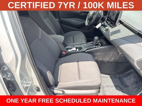 Used 2023 Toyota Corolla LE FWD image 9