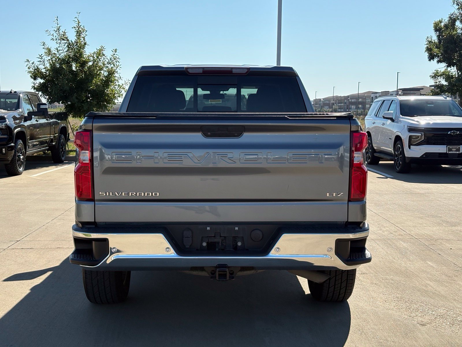 Certified 2020 Chevrolet Silverado 1500 LTZ w/ LTZ Premium Package AWD/4WD image 6