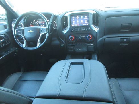 Used 2022 Chevrolet Silverado 2500 LTZ w/ LTZ Plus Package image 18