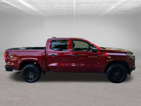 Used 2026 Chevrolet Colorado W/T w/ WT Custom Package RWD image 7
