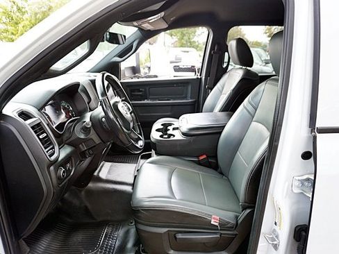 Used 2021 RAM 5500 Tradesman w/ Safety Group image 18