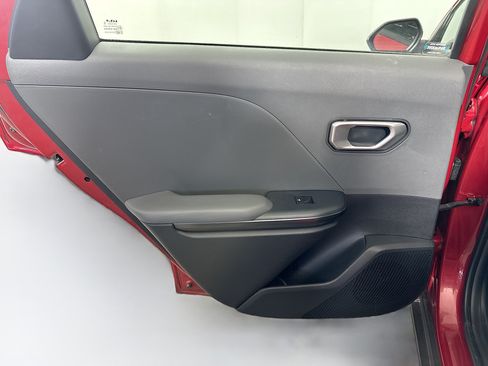 Used 2025 Kia K4 FWD image 25
