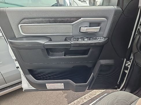 Used 2023 RAM 3500 Big Horn w/ Level 1 Equipment Group image 14