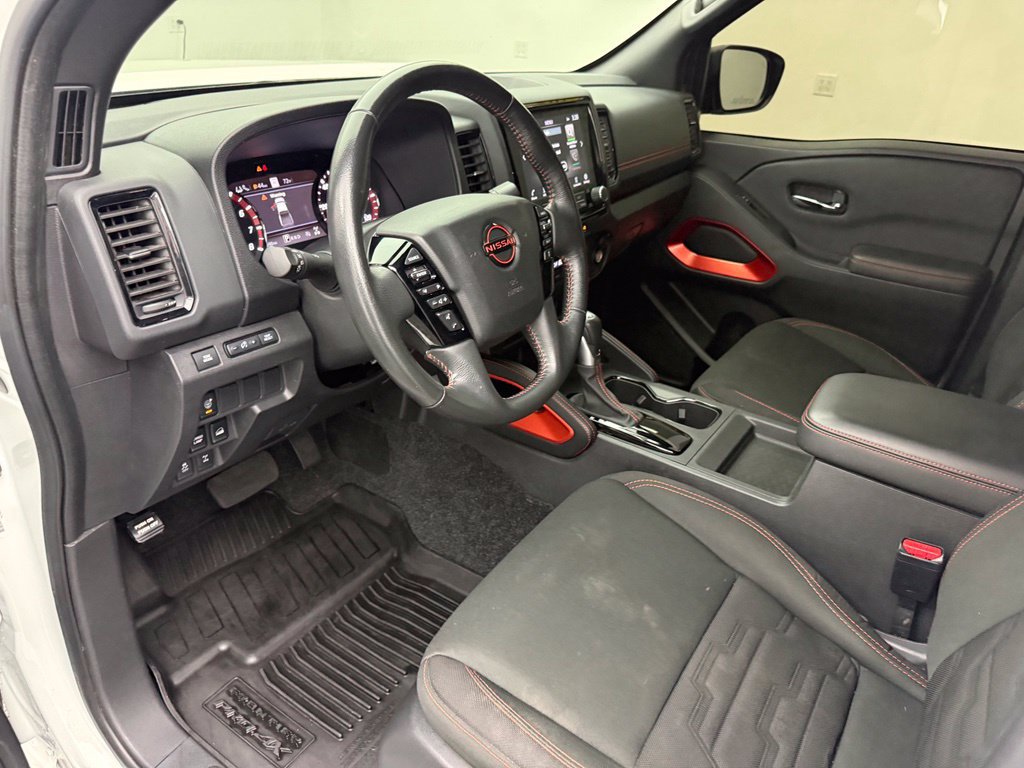 Used 2024 Nissan Frontier PRO-4X w/ Technology Package AWD/4WD image 18