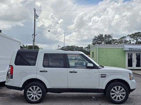 Used 2013 Land Rover LR4 HSE AWD/4WD image 4