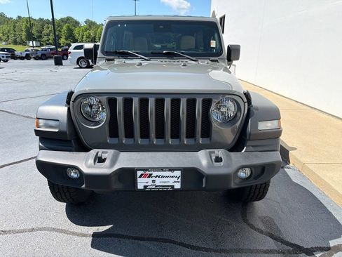 Used 2022 Jeep Wrangler Unlimited Sport AWD/4WD image 4