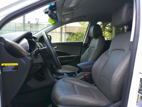 Used 2018 Hyundai Santa Fe Sport FWD image 13